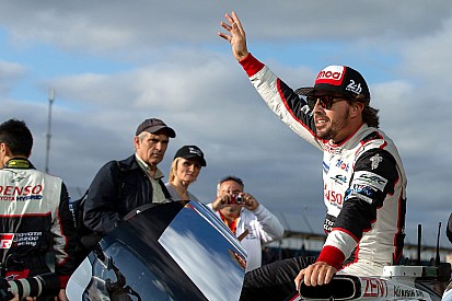 Toyota trabaja para renovar a Alonso