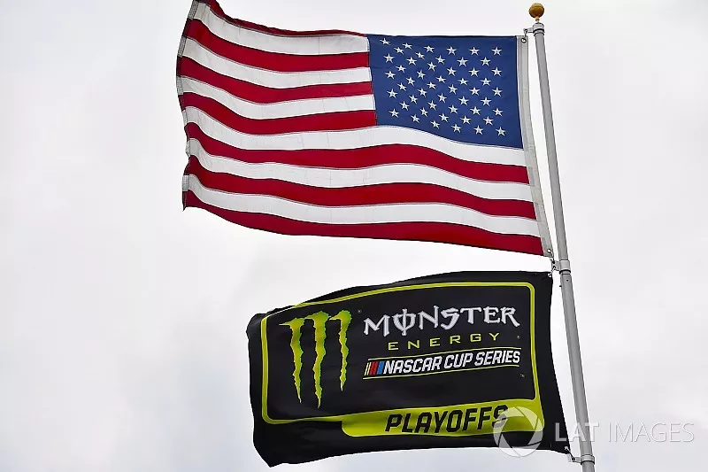 Monster flags