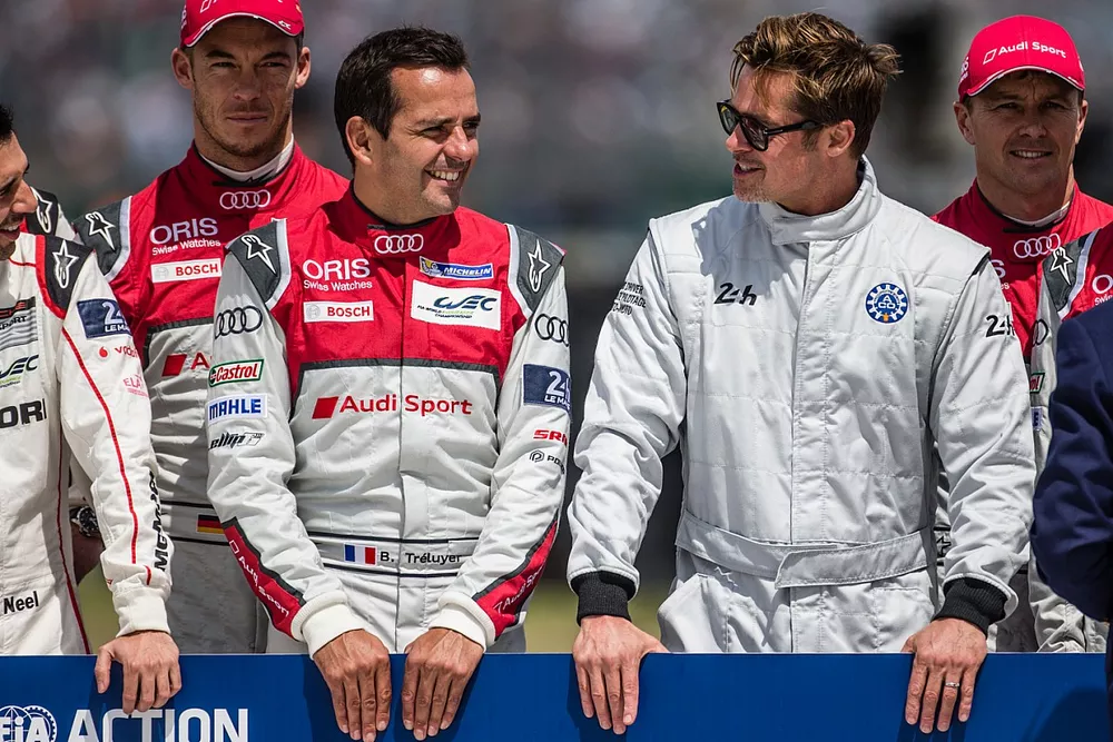FIA Action for Road Safety photoshoot: #7 Audi Sport Team Joest Audi R18: Marcel Fassler, Andre Lott