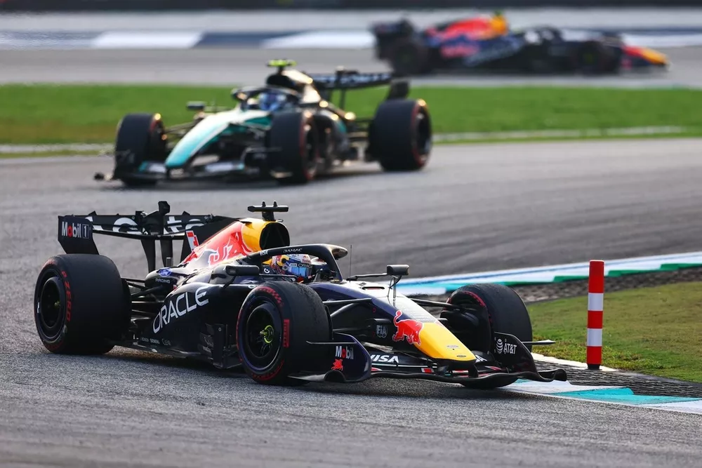 Andrea Kimi Antonelli, Mercedes, Max Verstappen, Red Bull Racing