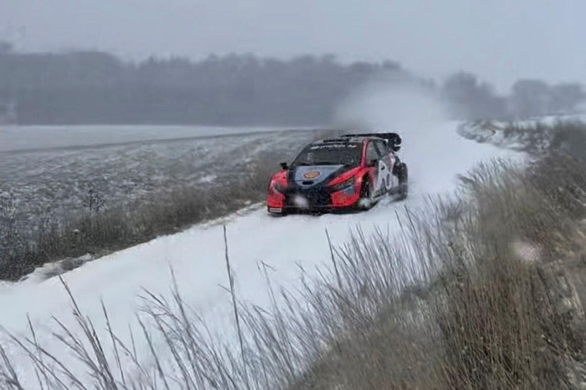 Heavy snow forces Hyundai to postpone Neuville Monte Carlo test