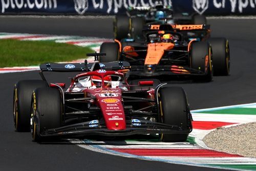 F1: Bom desempenho em simulação de Baku dá esperança à Ferrari