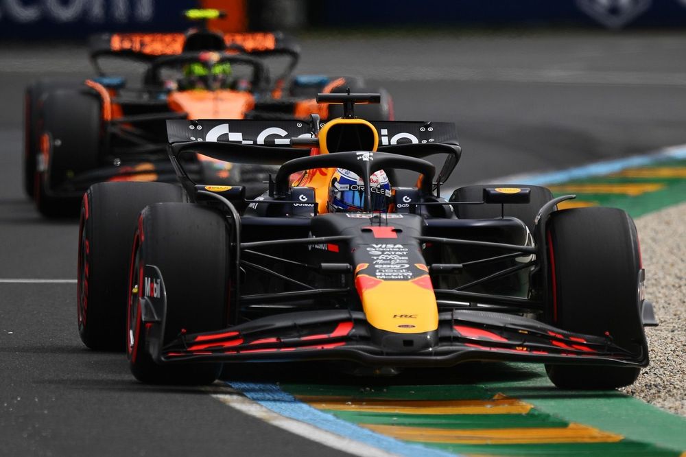 Lando Norris, McLaren, Max Verstappen, Red Bull Racing