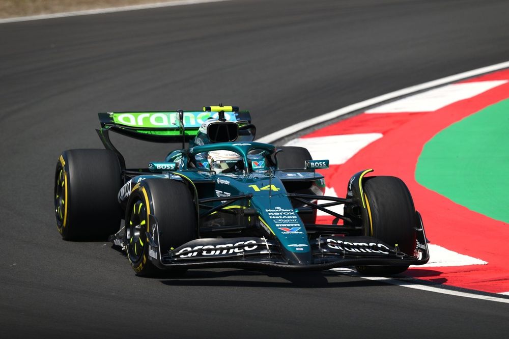 Fernando Alonso Aston Martin - Stake F1