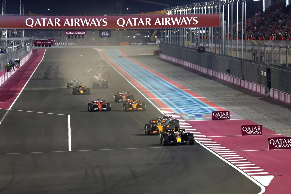 Max Verstappen, Red Bull Racing RB20, Lando Norris, McLaren MCL38, George Russell, Mercedes F1 W15