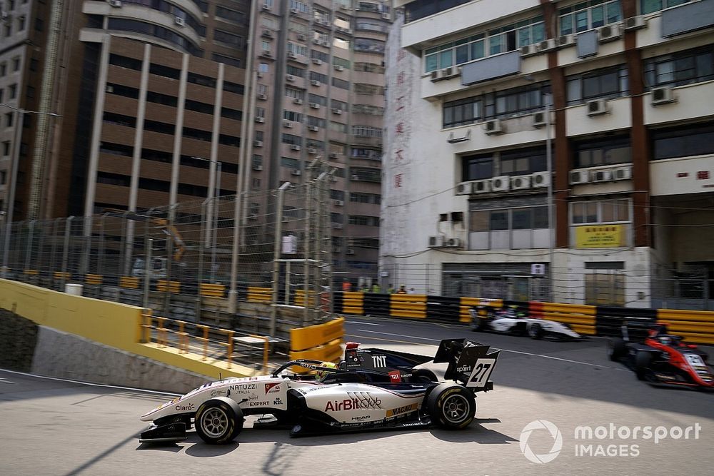 Enzo Fittipaldi, Sauber Junior Team by Charouz