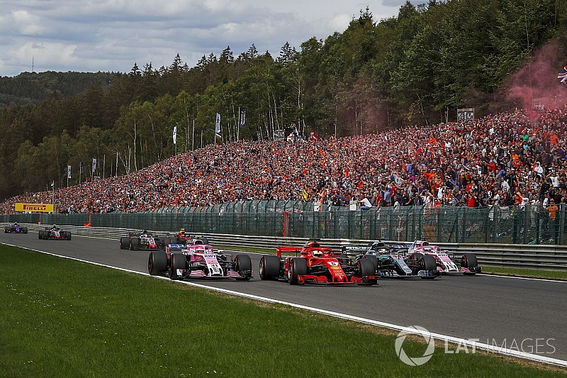 Mercedes, Monza öncesinde Ferrari'nin düzlük hızından endişeli