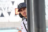 Giovinazzi: "Raikkonen era mi &iacute;dolo y ahora lo tengo de compa&ntilde;ero de equipo"