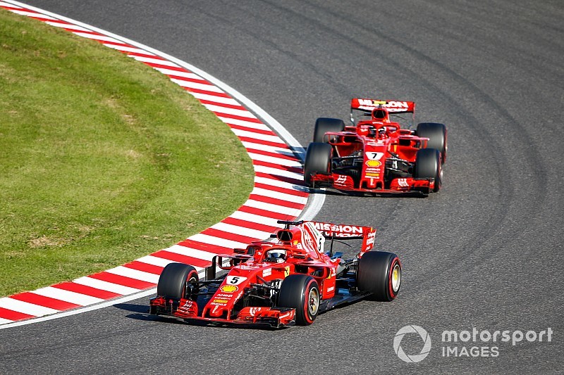 «Ви ставите неправильні запитання» - керівник Ferrari про аварію Феттеля