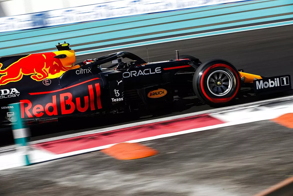Sergio Perez, Red Bull Racing RB16B