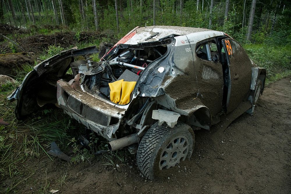 Kalle Rovanper&auml;, Jonne Halttunen, Toyota Gazoo Racing WRT Toyota GR Yaris Rally1 after the crash