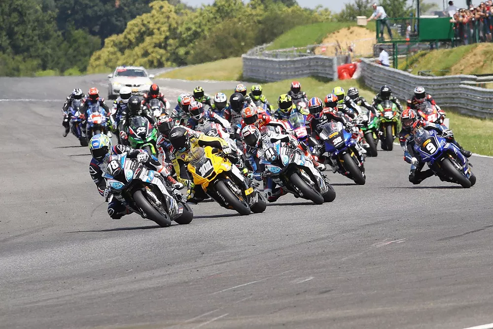 Rendez-vous &agrave; Pau-Arnos pour le FSBK