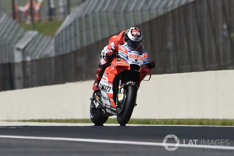 Dominio Ducati al Mugello: trionfa Lorenzo davanti a Dovi e Valentino!