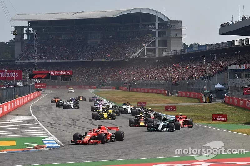 Sebastian Vettel, Ferrari SF71H m&egrave;ne au d&eacute;part