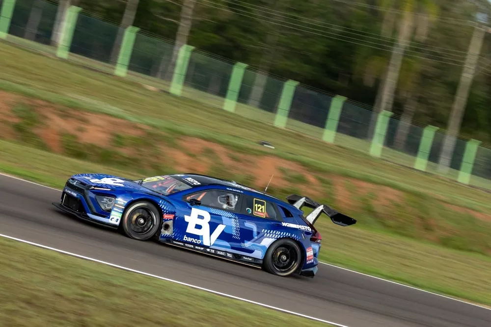 470087_1218449_20260808_0826_884_stockcar7_santacruz_rodrigoruiz_02430