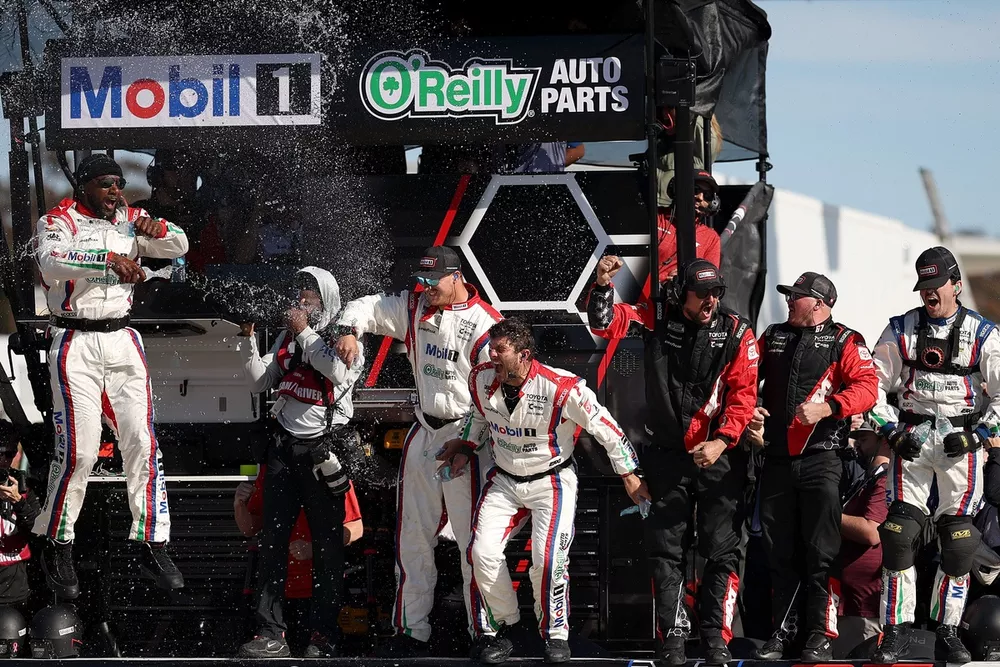 23XI Racing celebrates Corey Heim win