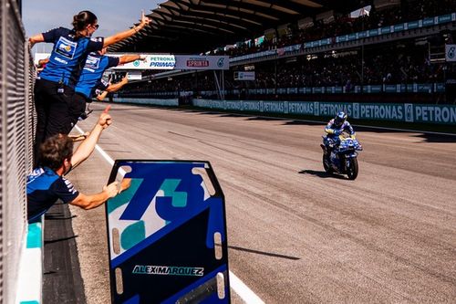 MotoGP: &Aacute;lex M&aacute;rquez vence sprint em Portugal ap&oacute;s briga intensa contra Pedro Acosta