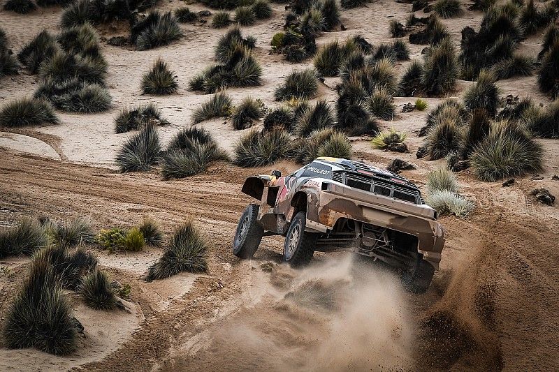 #300 Peugeot Sport Peugeot 3008 DKR: Stéphane Peterhansel, Jean-Paul Cottret