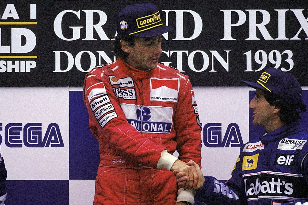 Ganador de la carrera Ayrton Senna, McLaren, tercer lugar Alain Prost, Williams