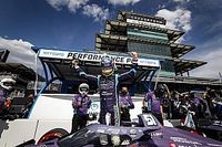 Grosjean completa su renacimiento y se lleva la pole en Indian&aacute;polis