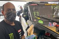 Conheça a história do mecânico brasileiro que é campeão do Dakar