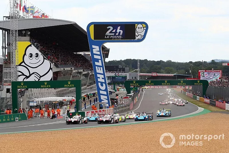 Le d&eacute;part des 24 Heures du Mans