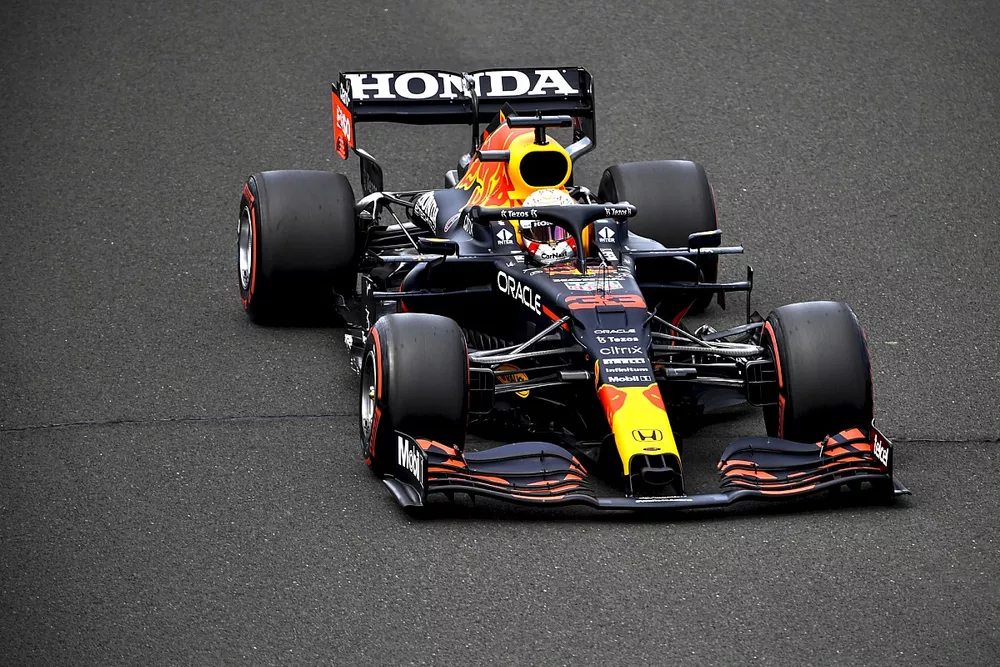 Max Verstappen, Red Bull Racing RB16B