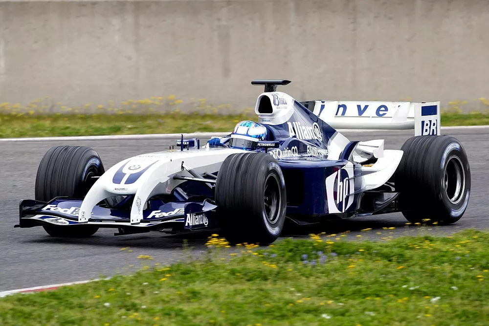Scott Dixon in de Williams BMW FW26 bij een F1-test.