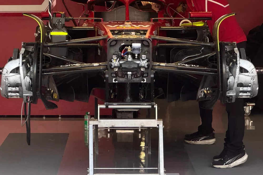Ferrari SF-25, detalle t&eacute;cnico