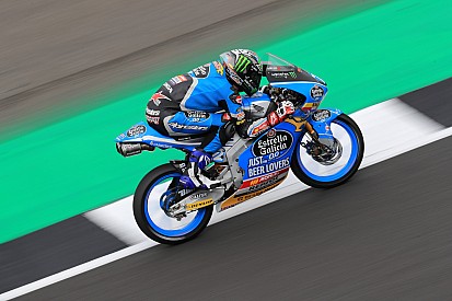 Moto3, Valencia, Libere 2: la pioggia esalta Lopez davanti a Bezzecchi e "Diggia"