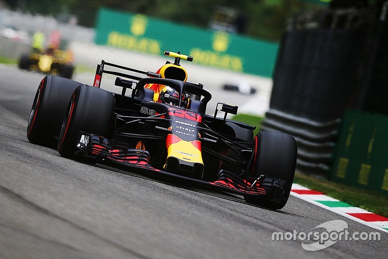 Verstappen over zegekansen in Singapore: