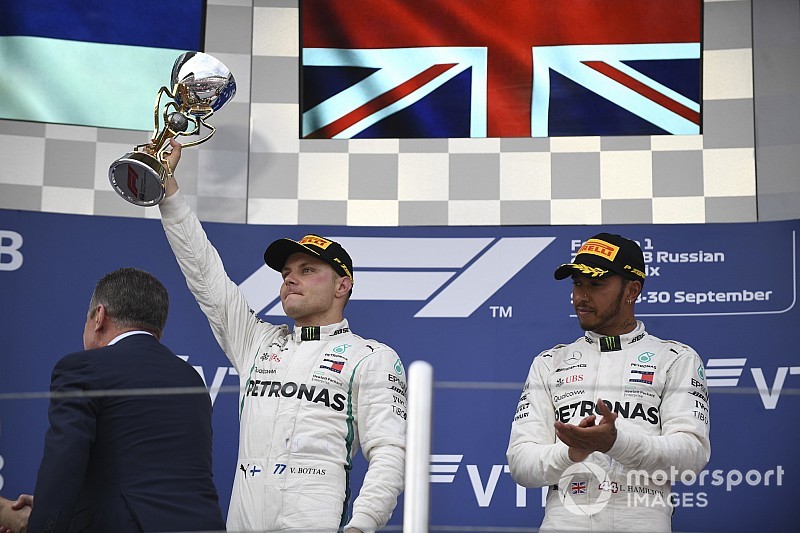Hamilton 21 győzelemre van Schumacher abszolút rekordjától