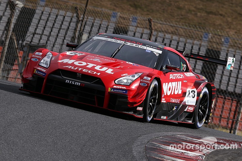 GT-R勢まさかの全車Q1敗退、ニスモ鈴木監督「決勝は違う展開に」