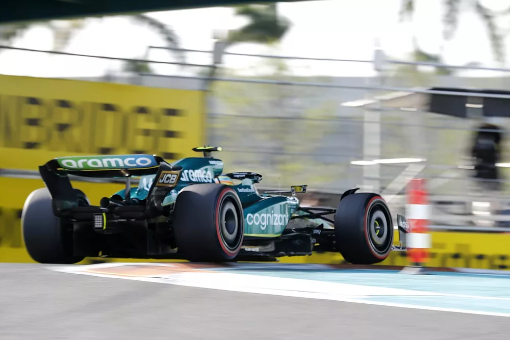 Fernando Alonso, Aston Martin AMR23