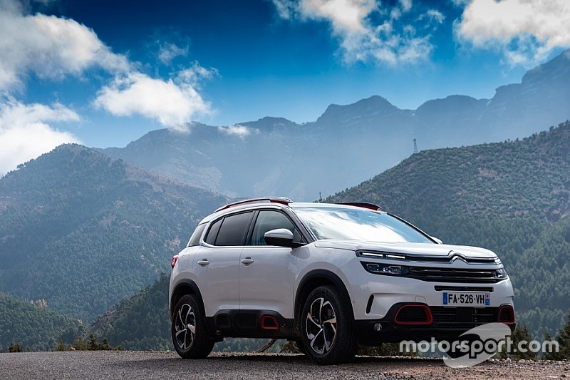 Citroen представив в Україні новий кросовер C5 Aircross