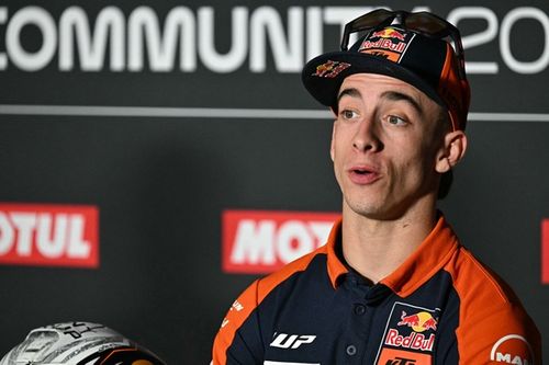 Acosta: "Estamos chutando mucho al palo y alguna de estas tiene que entrar"