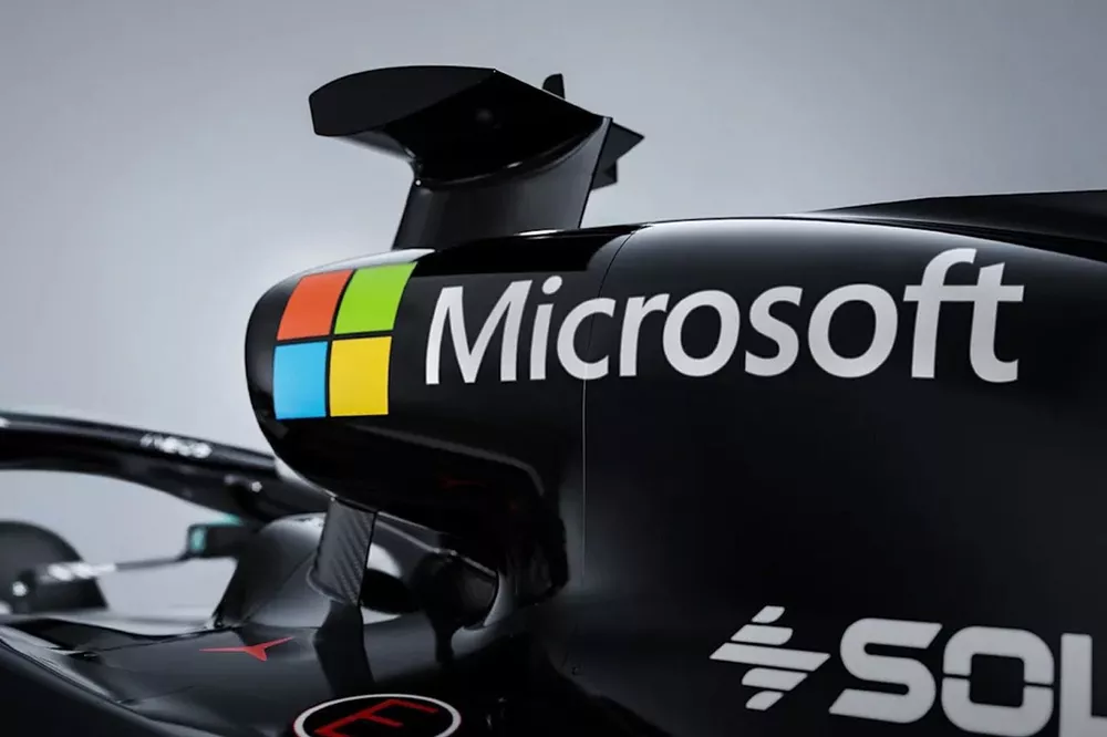 Mercedes Microsoft