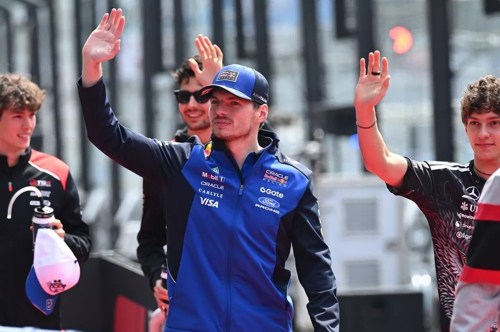 Andrea Kimi Antonelli, Mercedes, Max Verstappen, Red Bull Racing