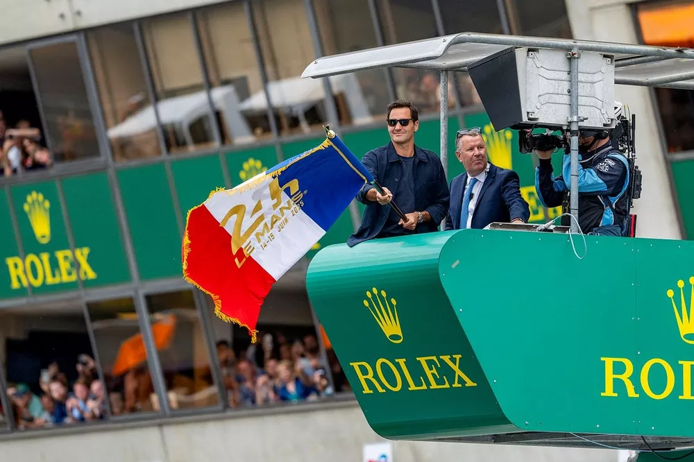 Roger Federer da la salida en Le Mans