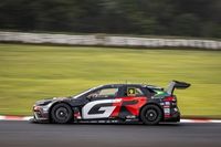 Gama domina sprint de Cascavel e vence a primeira na Stock Car
