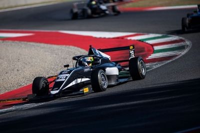 Em Mugello, Gabriel Gomez anota mais um pódio na F4 Italiana