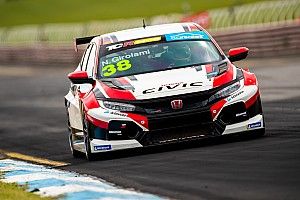 Sandown TCR: Girolami debuta con pole