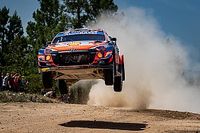 Tanak abandona por golpear una roca en Cerdeña