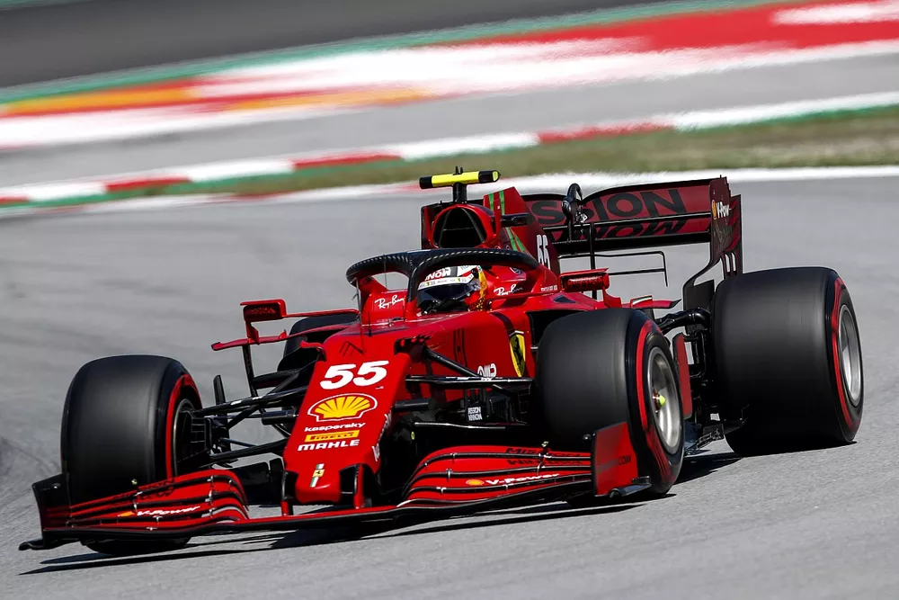 Carlos Sainz Jr., Ferrari SF21