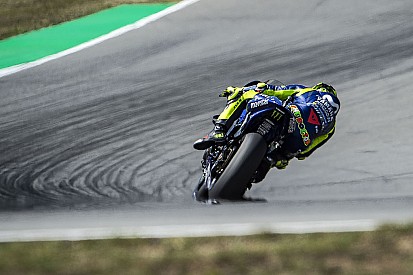 Rossi besorgt über Reifen: "Geht darum, wer weniger leidet"
