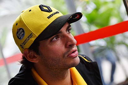 Sainz, Abu Dhabi testinde McLaren'la ilk kez piste çıkacak