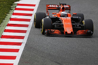 Alonso ne pilote plus "comme un enfant" avec les nouvelles F1