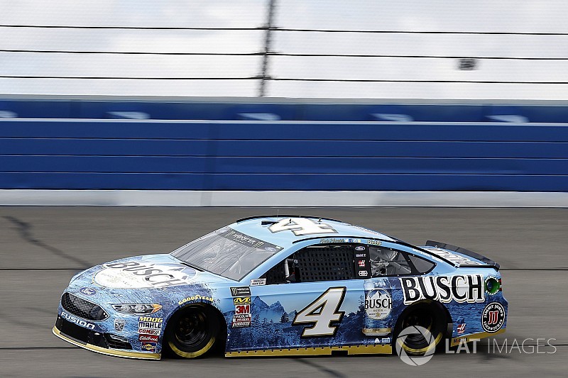 Kevin Harvick leads second Cup practice at Fontana