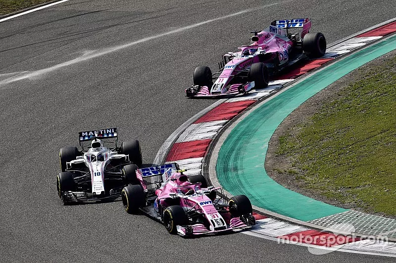 Esteban Ocon, Force India VJM11, Lance Stroll, Williams FW41 and Sergio Perez, Force India VJM11