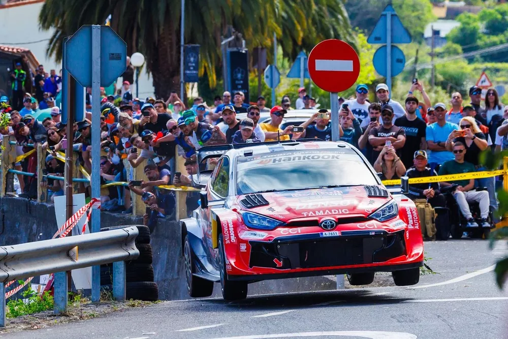 S&eacute;bastien Ogier, Vincent Landais, Toyota Gazoo Racing WRT Toyota GR Yaris Rally1